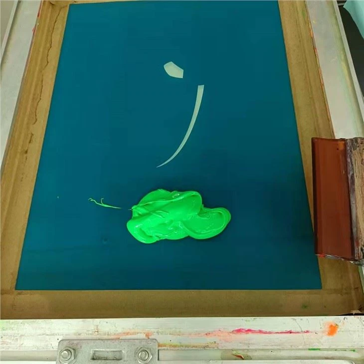 Tinta de silicona brillante